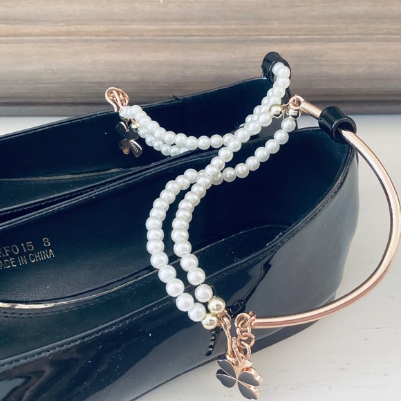 Womens Sz 8 Cap Toe Ankle Pearl Chain Charm Ballerina Flats Black Patent Leather - Picture 5 of 16